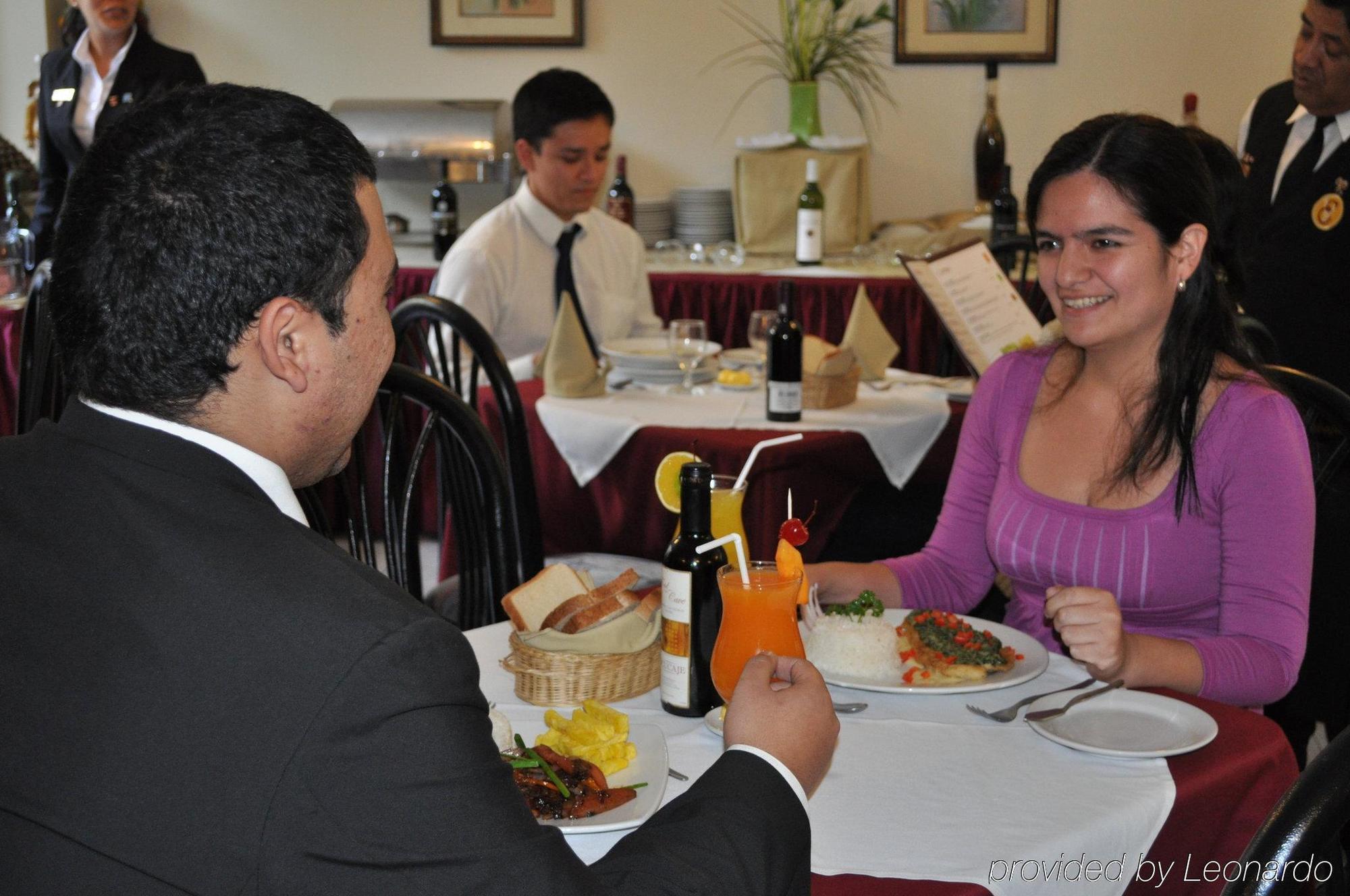 Embajadores Hotel 리마 레스토랑 사진